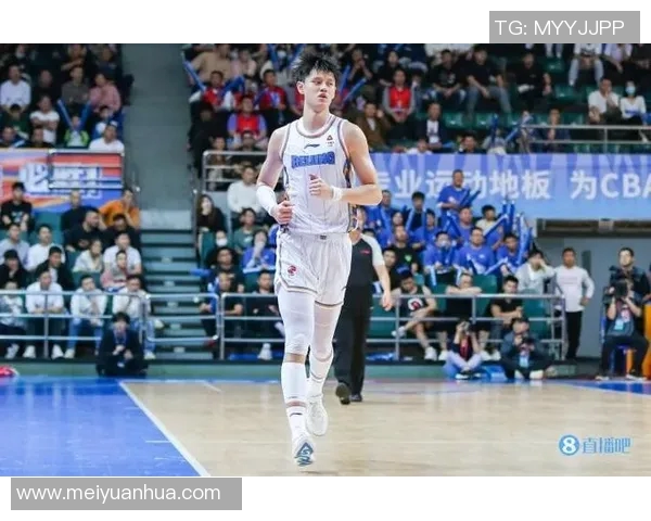 曾凡博全场闪耀13分4盖帽决胜时刻展现攻防实力助队取胜